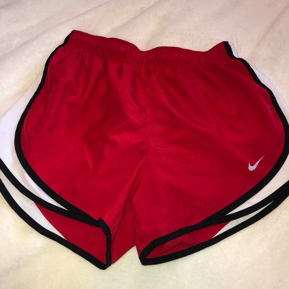 women’s nike shorts